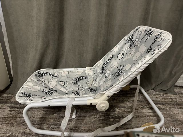 Шезлонг для новорождённого