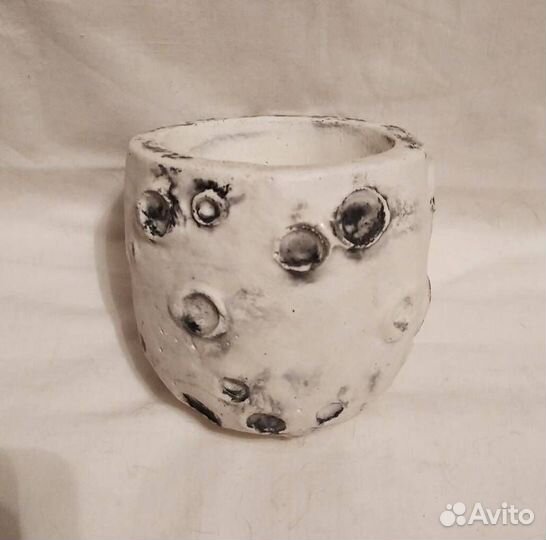 Кашпо бетонное ручной работы - Луна