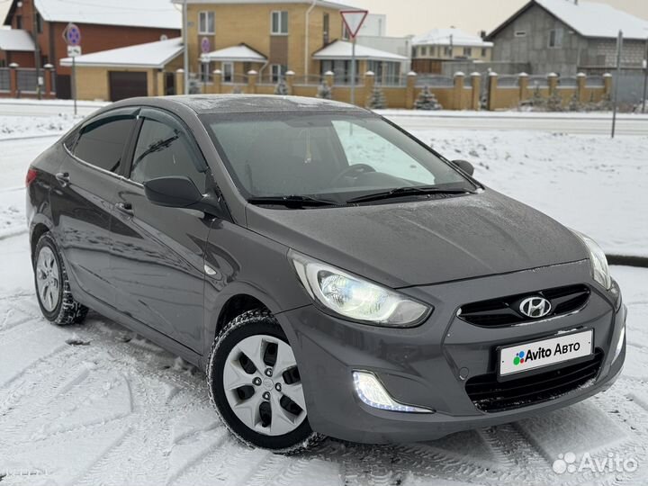 Hyundai Solaris 1.4 AT, 2011, 200 000 км