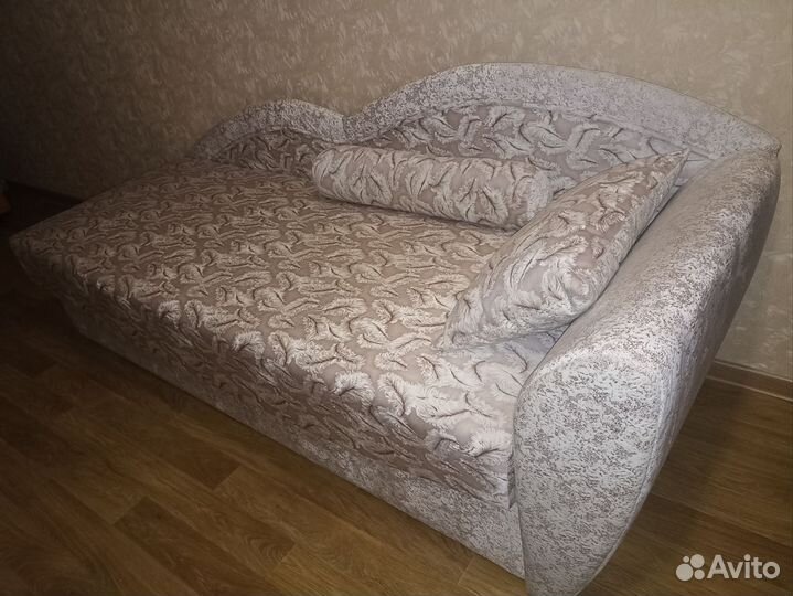 Диван бу