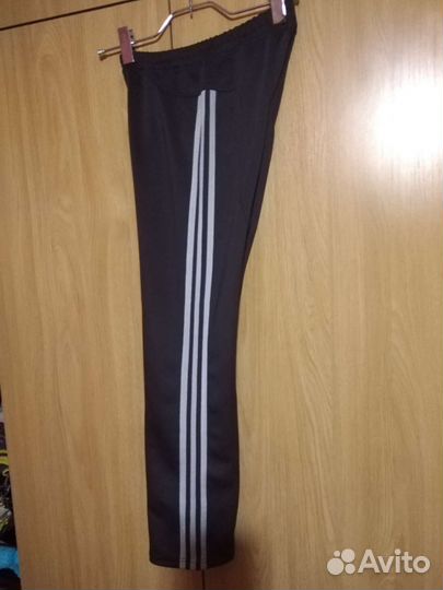 Спортивный костюм. 46 размер