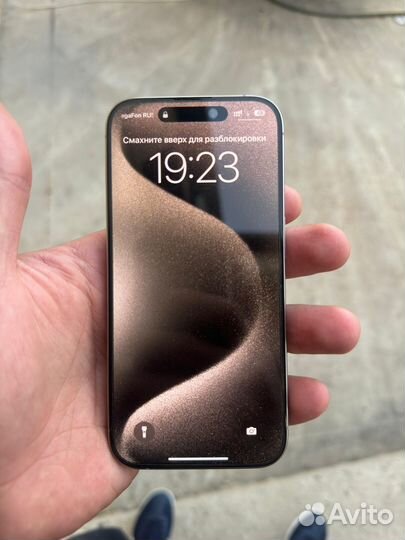 iPhone 15 Pro, 128 ГБ