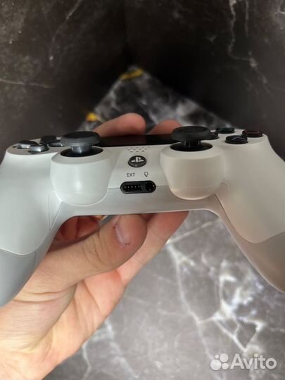 Геймпад джойстик DualShock 4 v2 PS4