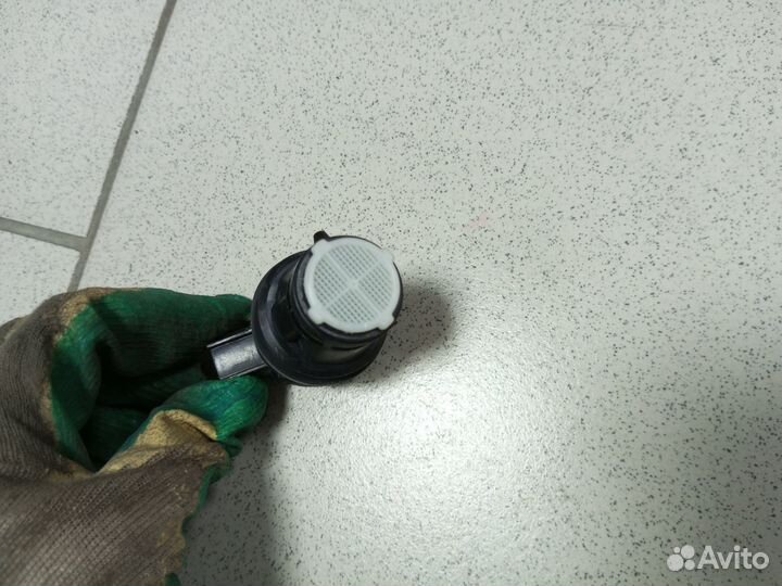 Насос омывателя заднего стекла (оригинал) Toyota