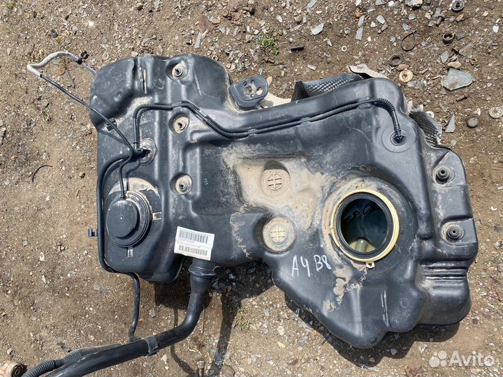 Топливный бак Audi A4 B8 1.8 T 2009