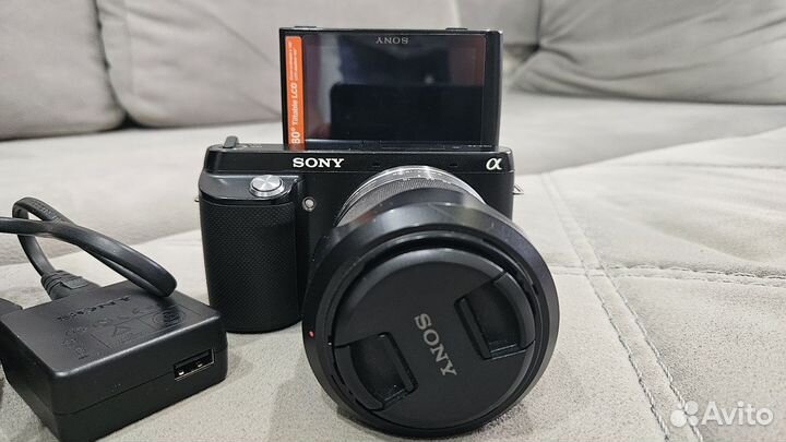 Компактный фотоаппарат Sony Nex F3