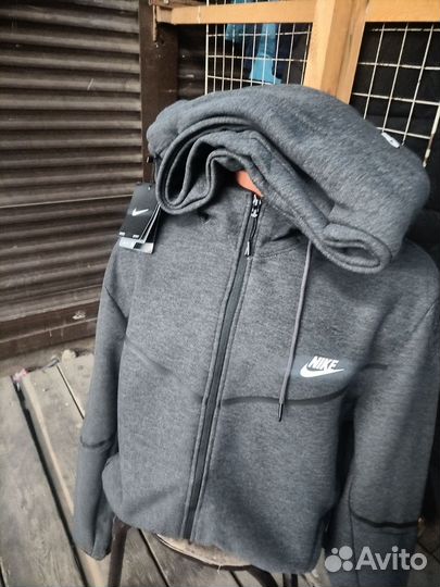 Мужской спортивный костюм-зима на фелиса