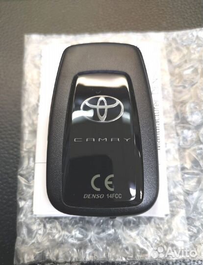 Смарт ключ Тойота Камри V70 c работой