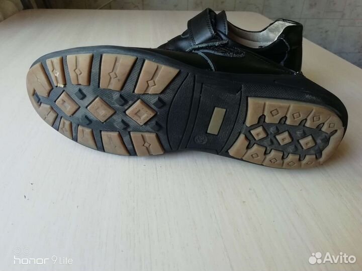 Туфли - сандалии для мальчиков. Вторая обувь