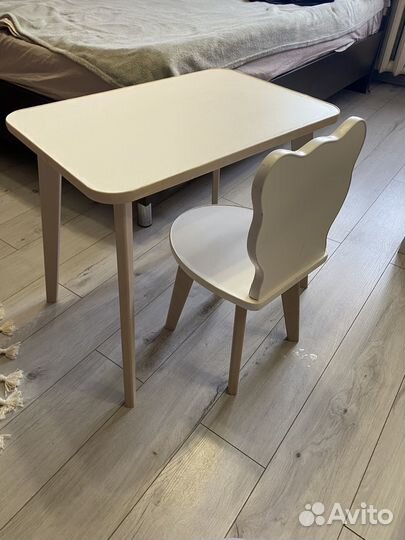 Стол и стул детский