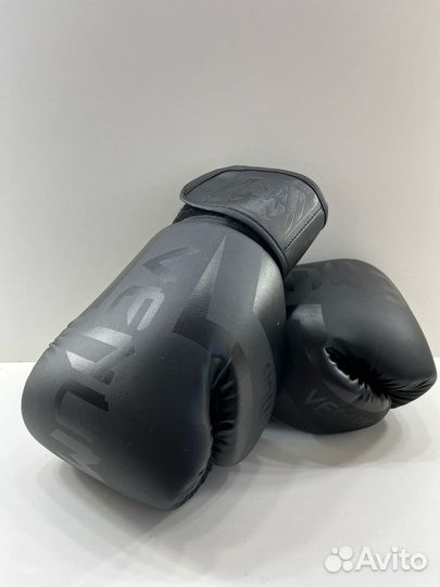 Перчатки Venum
