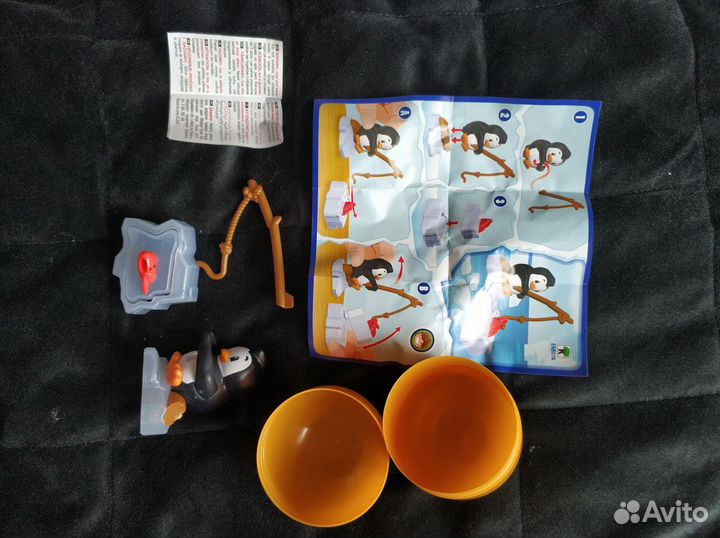 Игрушки из киндера большая (2 пчёлки, 1 пингвин)