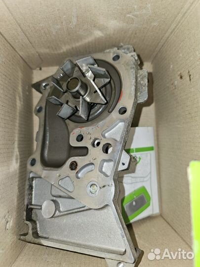 Помпа Рено меган, флюенс, двигатель к4м