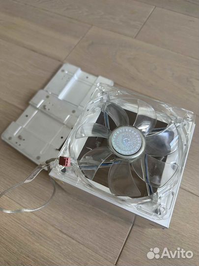 Крепление HDD дисков в системном блоке