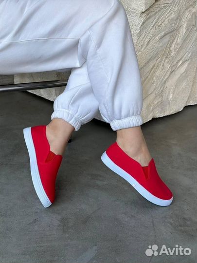 Слипоны женские