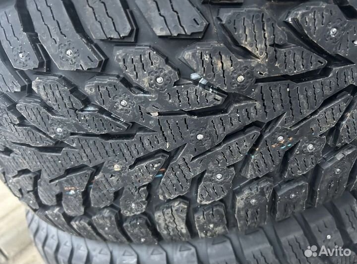 Kumho WinterCraft Ice Wi32 235/45 R18 32W
