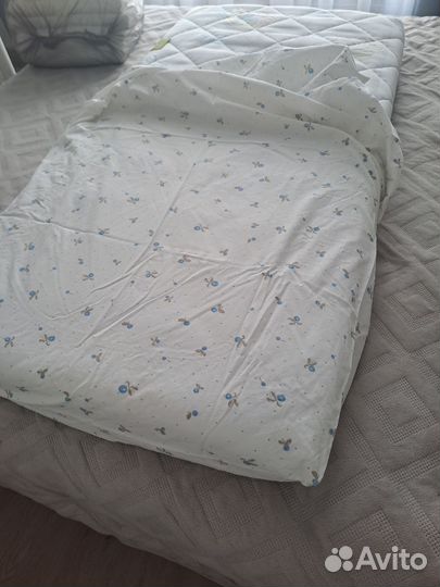 Комплект в детскую кроватку