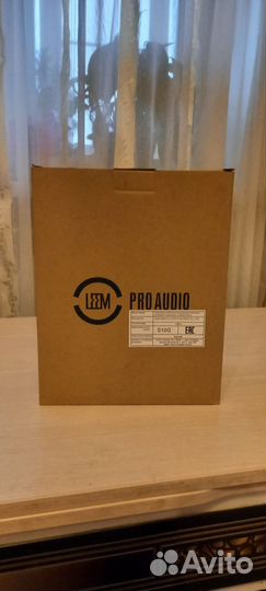 Гитарный комбоусилитель Leem 10 ватт