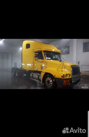 Freightliner Century Class, 2004