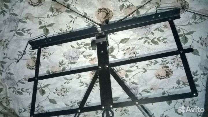 Пюпитр металлический раскладной