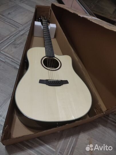 Новая Эл/ак гитара Crafter/ обмен