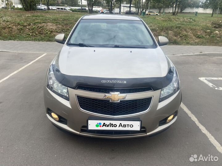Chevrolet Cruze 1.6 AT, 2011, 134 000 км