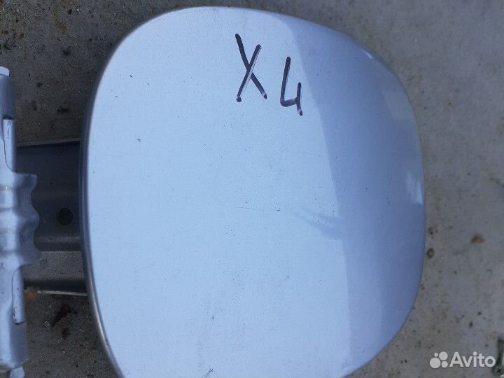 Лючок бензобака Mitsubishi Outlander XL