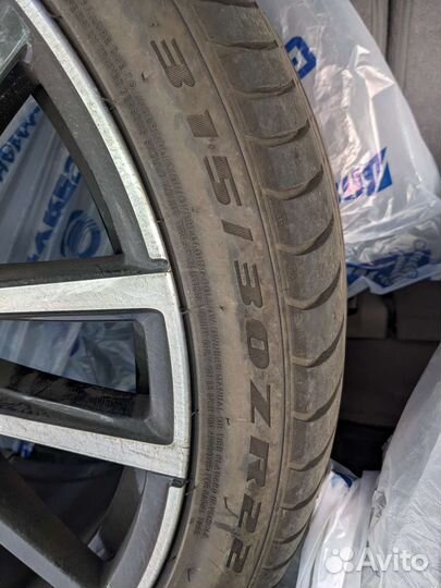 Колеса в сборе r 22 разноширокие bmw х5/х6