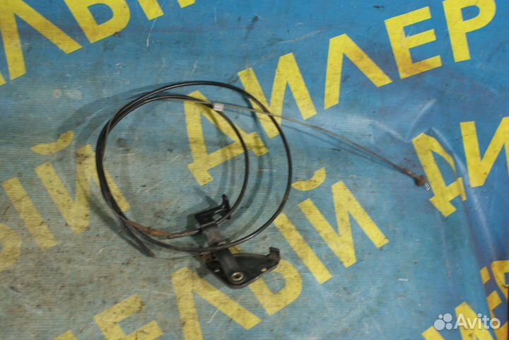 Ручка трос капота Audi 100 C4 45