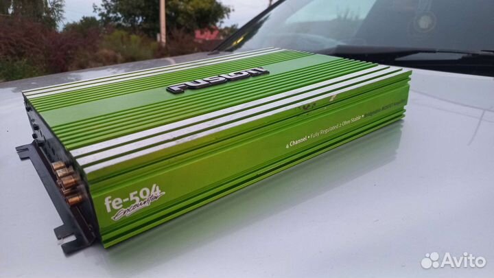 Автомобильный усилитель 4 канала
