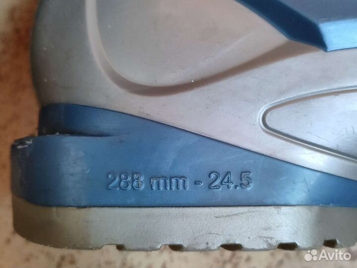 Горнолыжные ботинки Rossignol