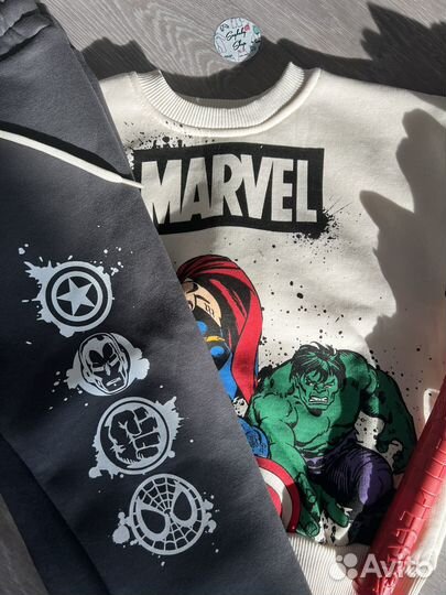 Свитшот со штанами на флисе