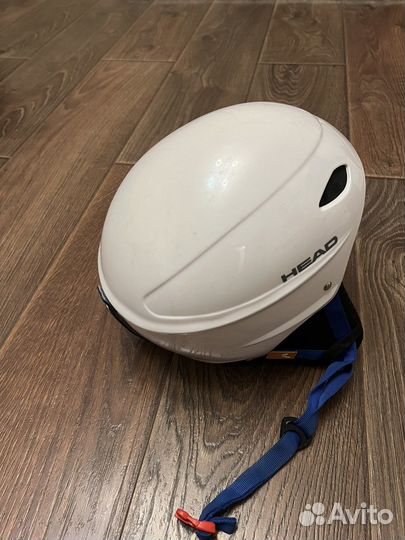 Горнолыжный шлем