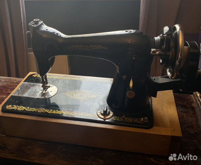 Швейная машина Подольск 2м-34 класса