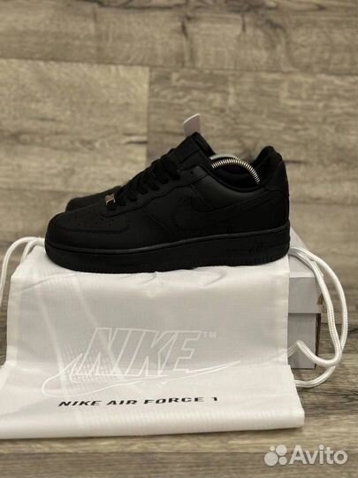 Кроссовки Nike Air Force 1