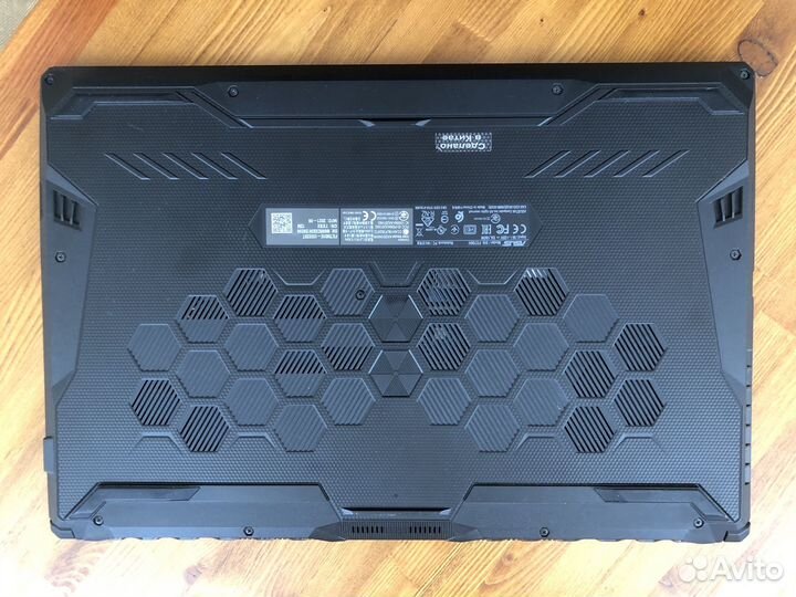 Asus Tuf F17 i5 3050ti