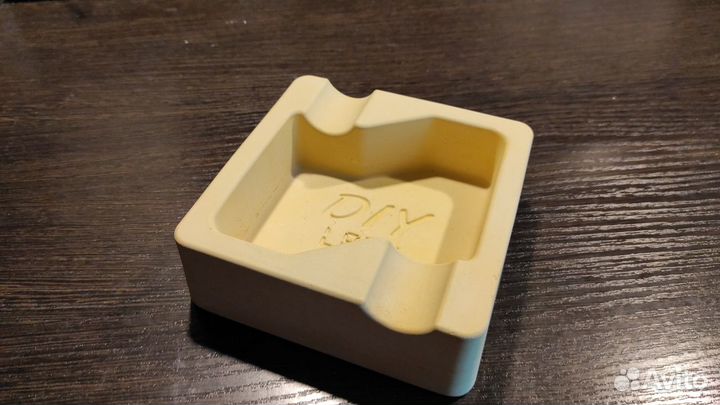 Сигарная пепельница из бетона для 2 сигар