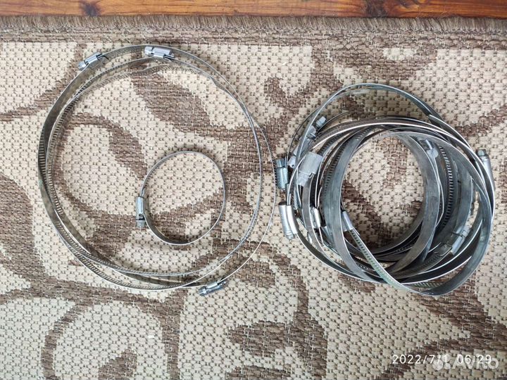 Хомуты металлические винтовые большие размеры