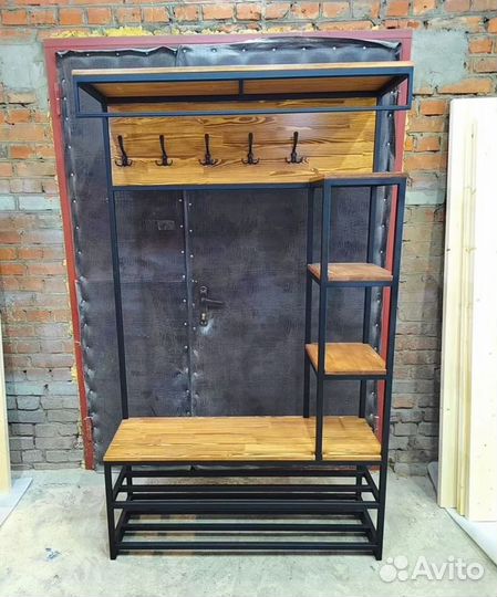 Прихожая в стиле лофт