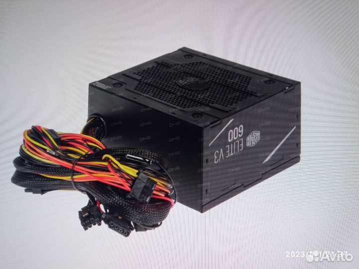 Блок питания Cooler Master Elite V3 600W
