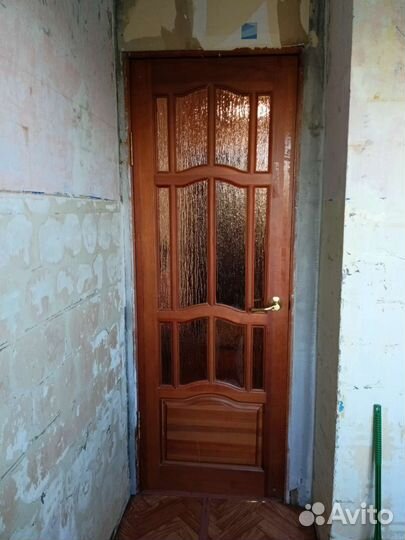 Межкомнатные двери бу 70 см с коробкой