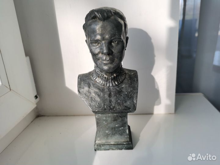 Бюст Юрий Гагарин силумин СССР скульптор Арапов