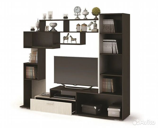 Стенка в гостиную