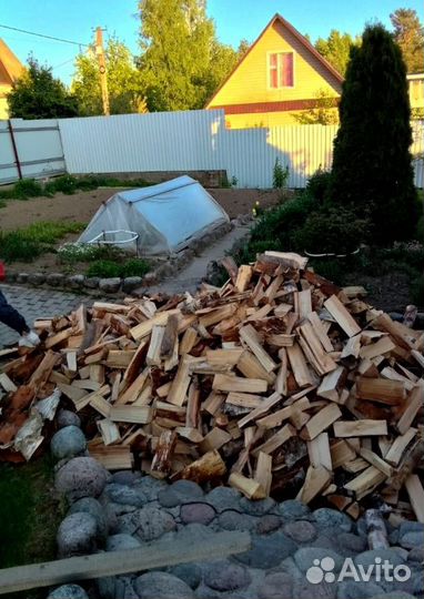 Дрова Ольха от 1 куба с доставкой в Выборге любого