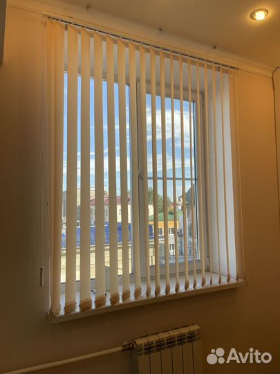 Жалюзи оконные