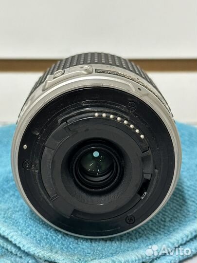 Объектив Nikon 55-200