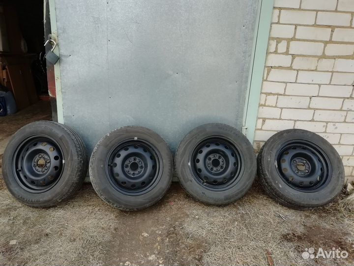 Продам шины с дисками