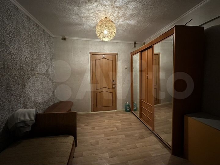 Комната 10,7 м² в 1-к., 3/5 эт.