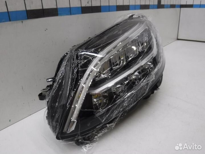 Фара левая Mercedes-Benz C-Class