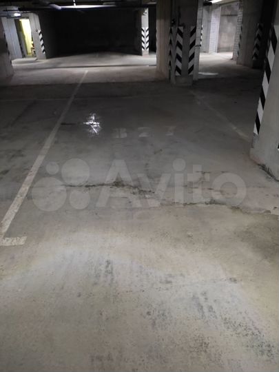 Машиноместо, 17 м²